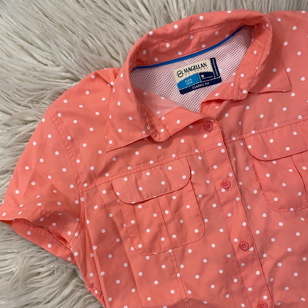 Magellan Fishing Moisture Wicking Button up top🌿